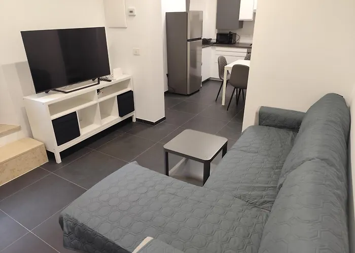 Sbt Centro * 圣贝内代托-德尔特龙托