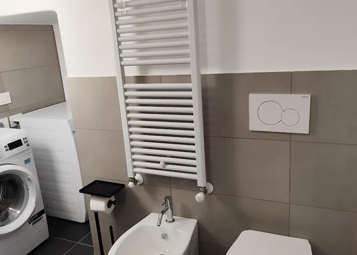 Sbt Centro * 圣贝内代托-德尔特龙托